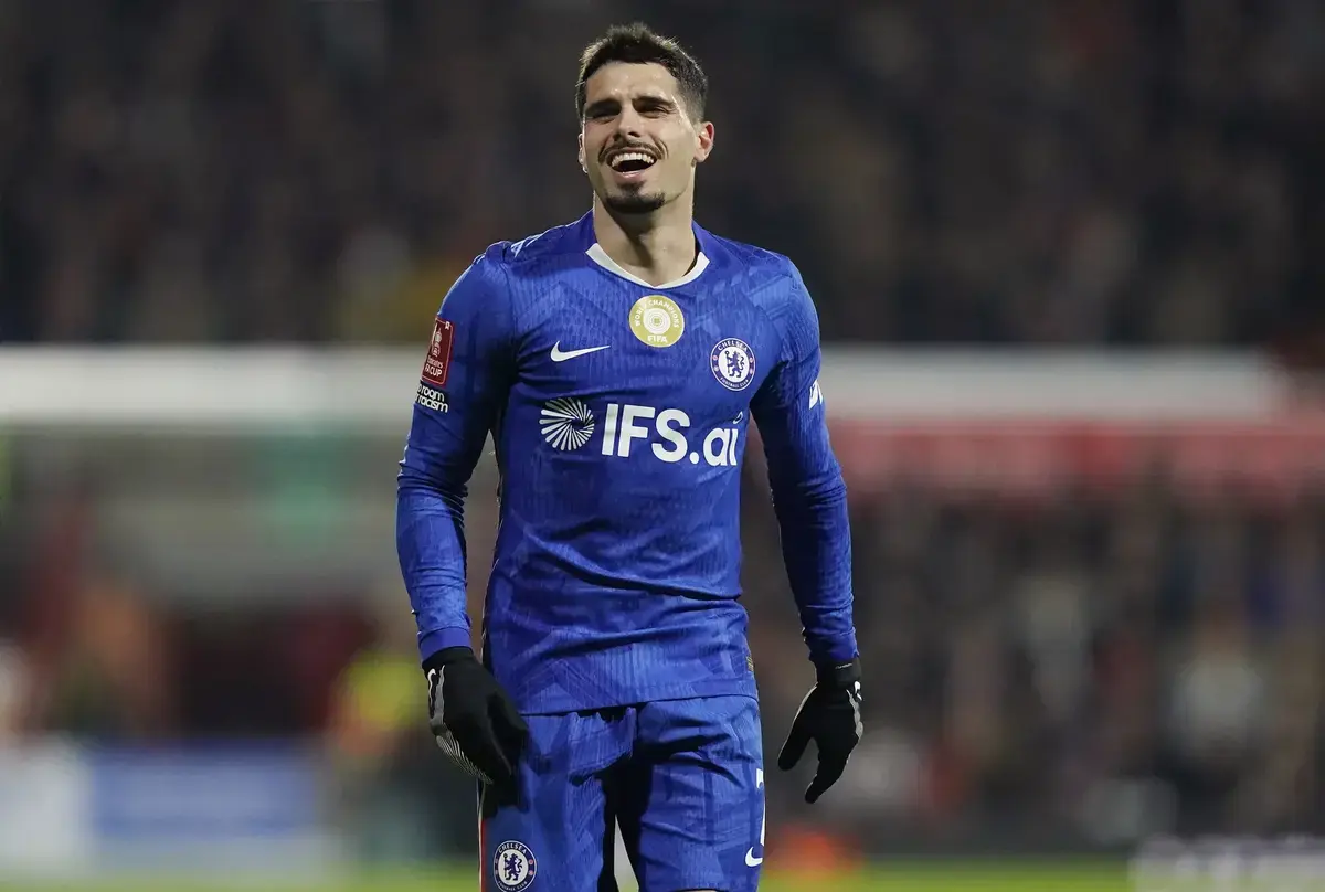 La estrella del Chelsea recibe una suspensión por choque el viernes que lo excluye del partido contra el Newcastle United