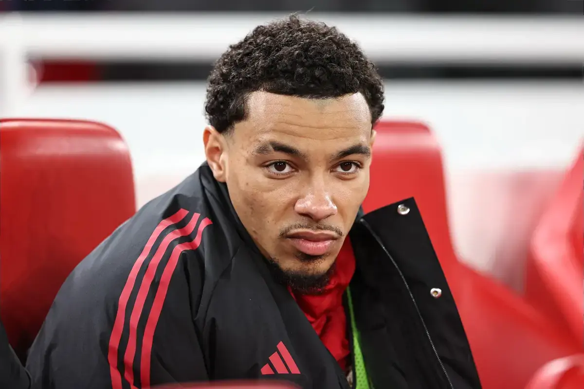 A Hugo Ekitike y Joao Pedro les hubiera gustado fichar ya por Eddie Howe