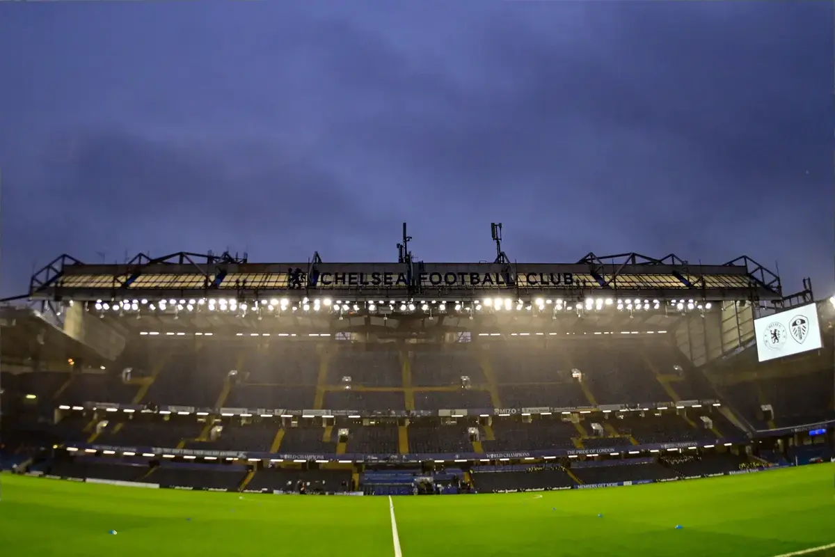 Chelsea recibe una enorme multa y prohibiciones de transferencia después de ser declarado culpable de violar las reglas