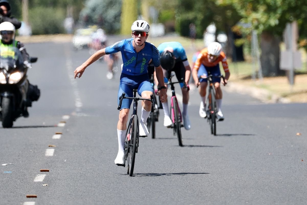 Superliga ProVelo: Finlay Walsh reclama el récord de Grafton a Inverell mientras Kirsty Watts vuela sola desde Mount Mitchell a Inverell