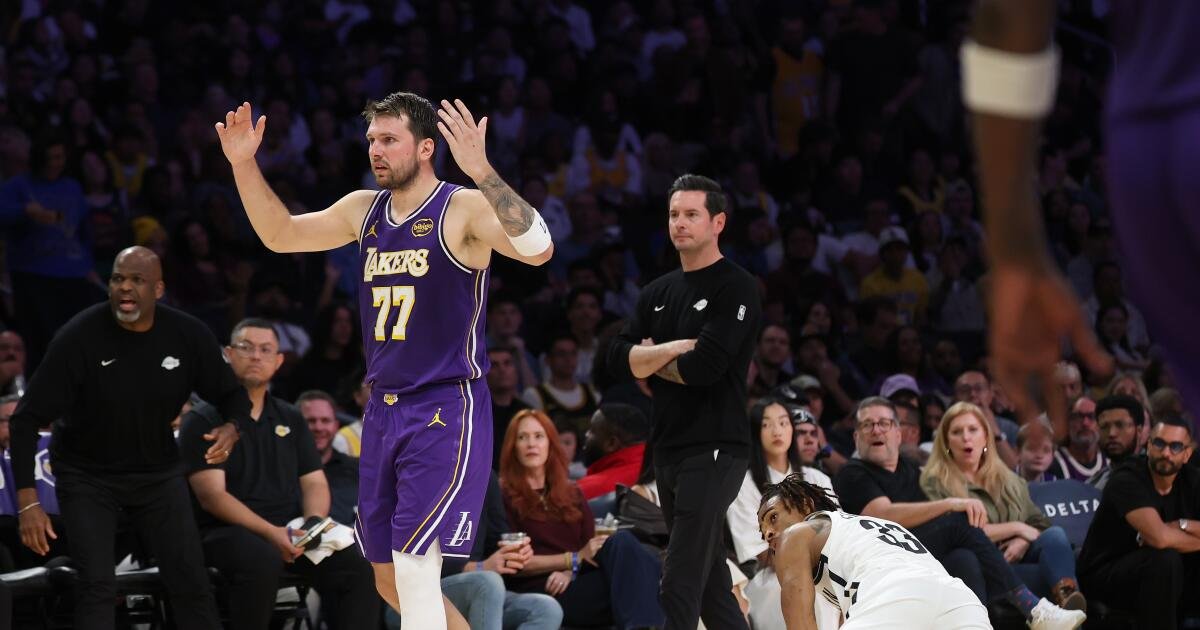 Luka Doncic cumplirá un partido de suspensión por los Técnicos el lunes