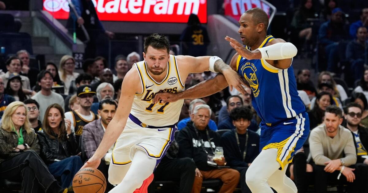 Luka Doncic y los Lakers dominan en la victoria ante unos Warriors sin Curry