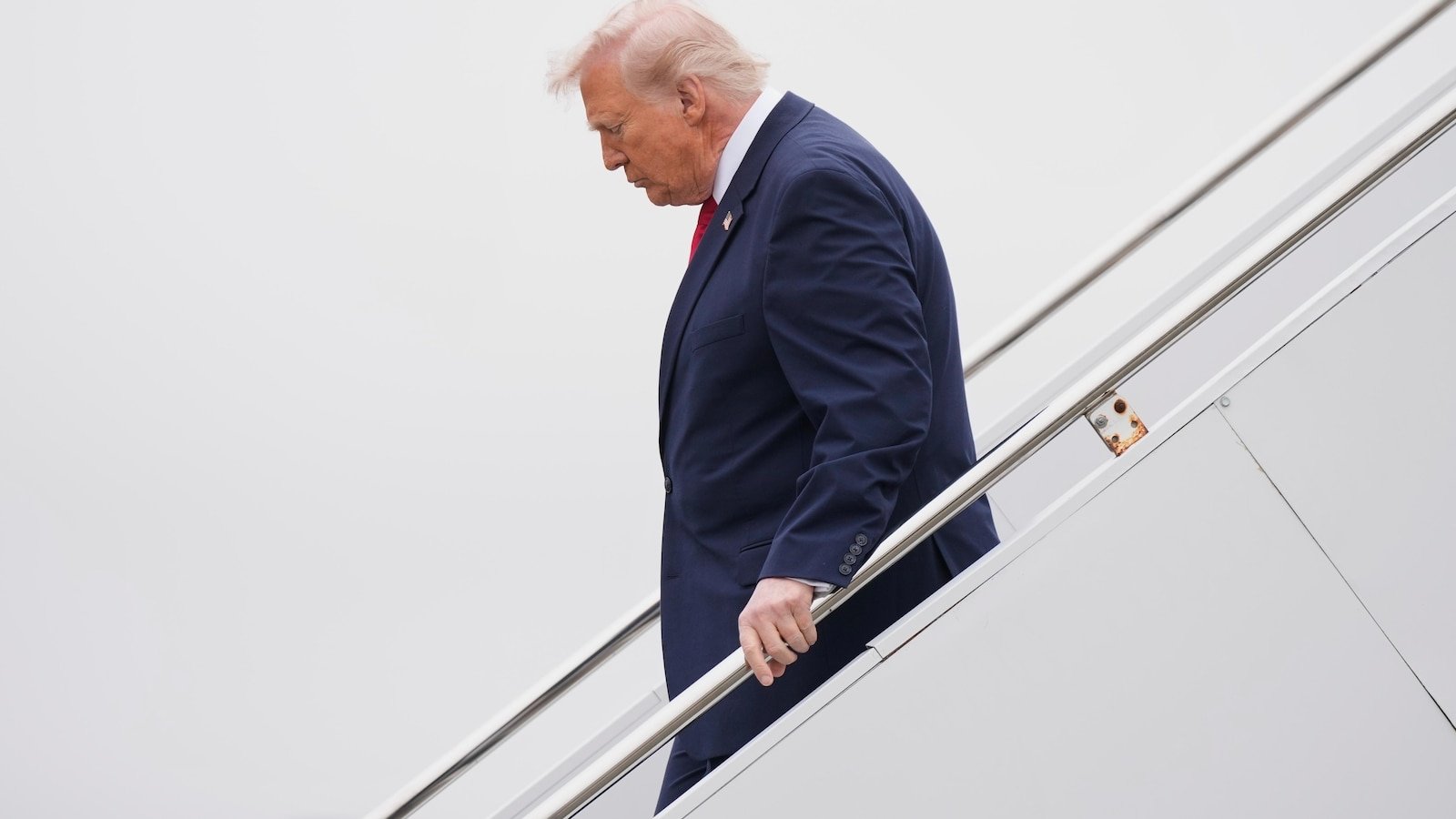 Trump rendirá homenaje en Delaware a los 6 soldados estadounidenses muertos en Oriente Medio