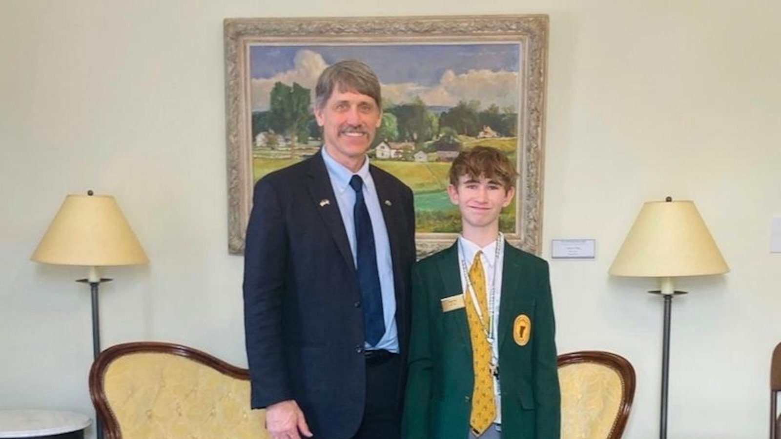 Un joven de 14 años que se postula para gobernador es el primer adolescente en registrarse en las elecciones generales de Vermont