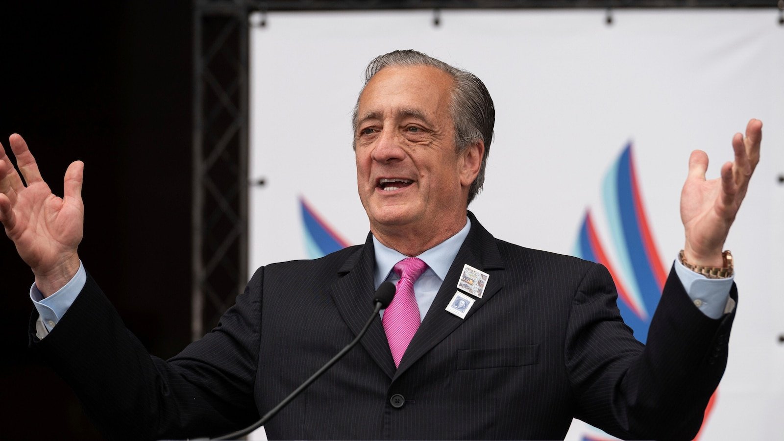 USPS espera quedarse sin efectivo en un año sin la ayuda del Congreso, dice el administrador de correos