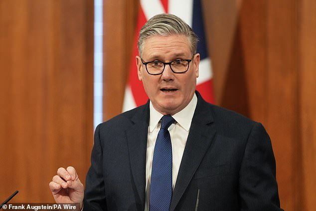 El primer ministro abandona el plan de ampliar la formación de médicos especialistas después de que la BMA no suspenda las huelgas