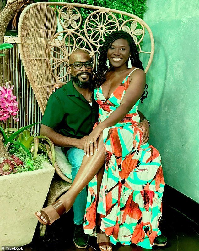 Demócrata de Florida que se preparaba para postularse para el Congreso fue encontrado muerto en su casa mientras la policía arrestaba a su marido