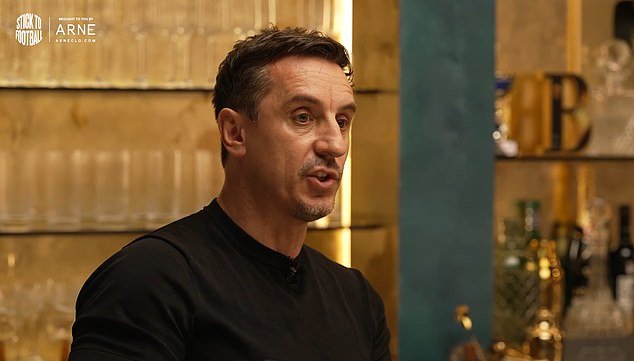 Revelado: los asombrosos ingresos de siete cifras de Gary Neville gracias al imperio de los podcasts