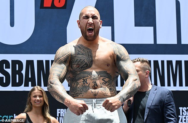 La ex estrella de la NRL le da un golpe bajo a Nelson Asofa-Solomona antes del enfrentamiento del boxeo: “¡Por eso Craig Bellamy lo despidió!”