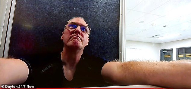 Profesor de “ética sexual” cristiana en la Midwest University y padre de TEN, arrestado por violación y violencia sexual, incluso contra menores