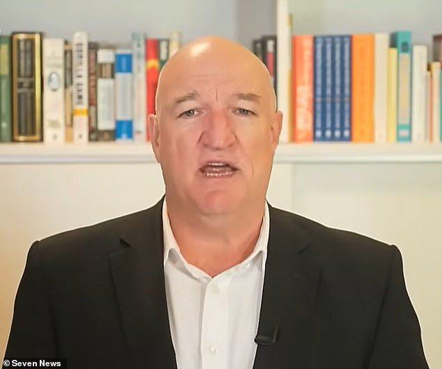 La terrible advertencia de un experto australiano sobre los recortes al impuesto especial sobre el combustible en Albo: “completamente falsa”