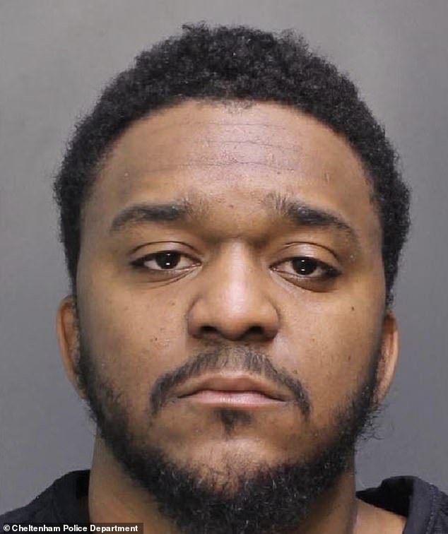 Un hombre de Pensilvania apuñala a un empleado de Planet Fitness en un ataque de ira después de que le prohibieran la entrada al gimnasio