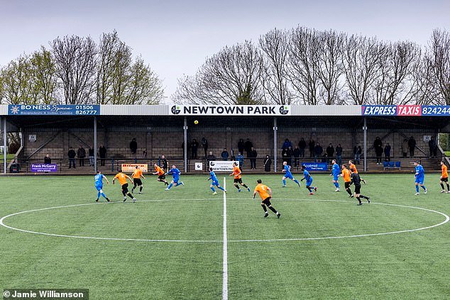 Bo’ness Athletic dejará de existir al final de la temporada, pero On The Road descubre que habrá una celebración en medio de la tristeza cuando se vayan.