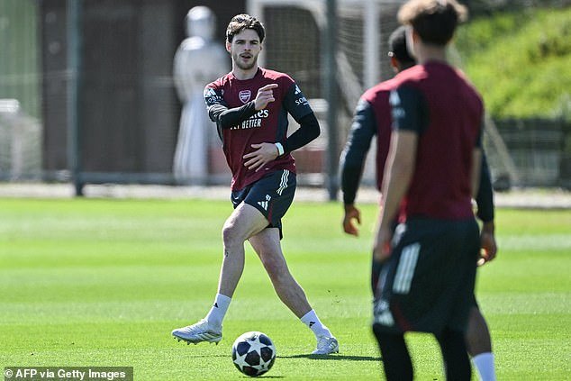 Mikel Arteta recibe un gran impulso cuando la estrella de £ 105 millones regresa a los entrenamientos del Arsenal, pero no se ven cuatro jugadores del primer equipo