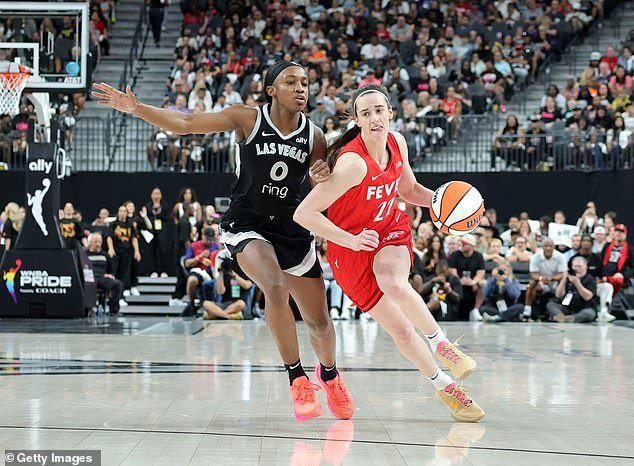 La estrella de la WNBA, Jackie Young, finaliza el primer contrato millonario en la historia de la liga después de que los jugadores y los propietarios acordaran un convenio colectivo