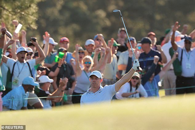 Rory McIlroy toma ventaja de seis golpes en el Masters: la excelente ronda es una prueba de lo que puede hacer sin miedo mientras el actual campeón da un gran paso hacia otra chaqueta verde