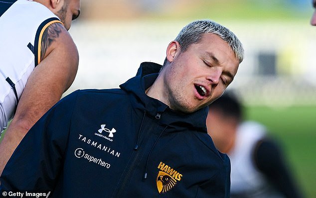 La preparación de la Ronda de Reunión del chico malo de la AFL da un giro extraño después de un descubrimiento impactante en casa horas antes del vuelo a Adelaida