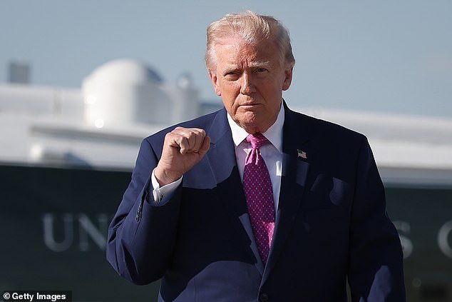 La vil amenaza del hombre contra Donald Trump y su hijo Barron llamó la atención de los agentes del Servicio Secreto