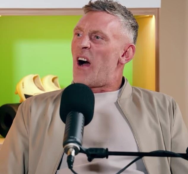 La ex estrella de Arsenal Invincibles revela que estaba vendiendo equipo FALSO de Gucci a sus compañeros de equipo y habla sobre la historia del matón David Seaman