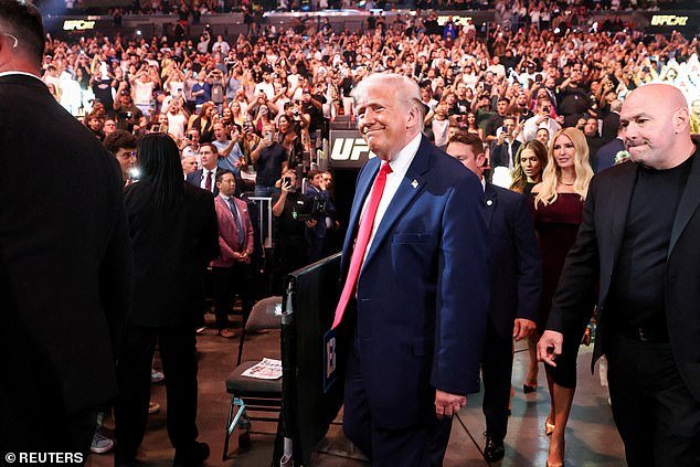 Caos por el bloqueo petrolero: Trump promete prohibir todos los barcos desde el Estrecho de Ormuz HOY mientras fracasan las conversaciones de paz con Irán… e Israel se prepara para más combates