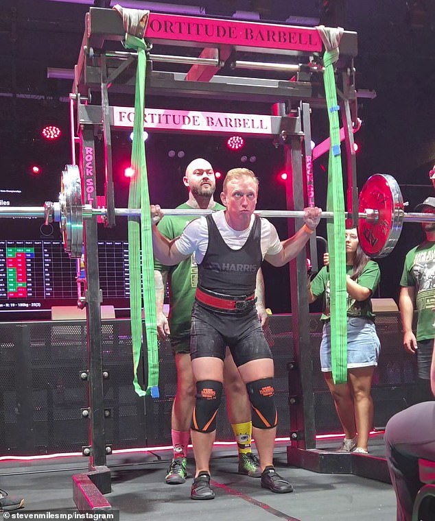 El político más poderoso de Australia sobresale en eventos de levantamiento de pesas: así es como lo hizo en press de banca, peso muerto y sentadillas