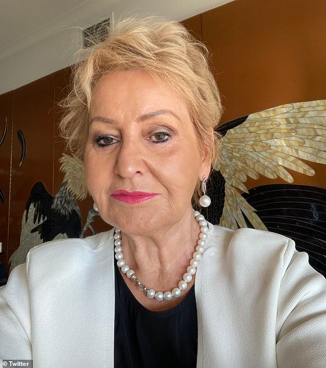 Los impactantes detalles del violador de niños provocan indignación después de que escapó de un centro de detención de inmigrantes y desató una persecución de cinco días en Australia.