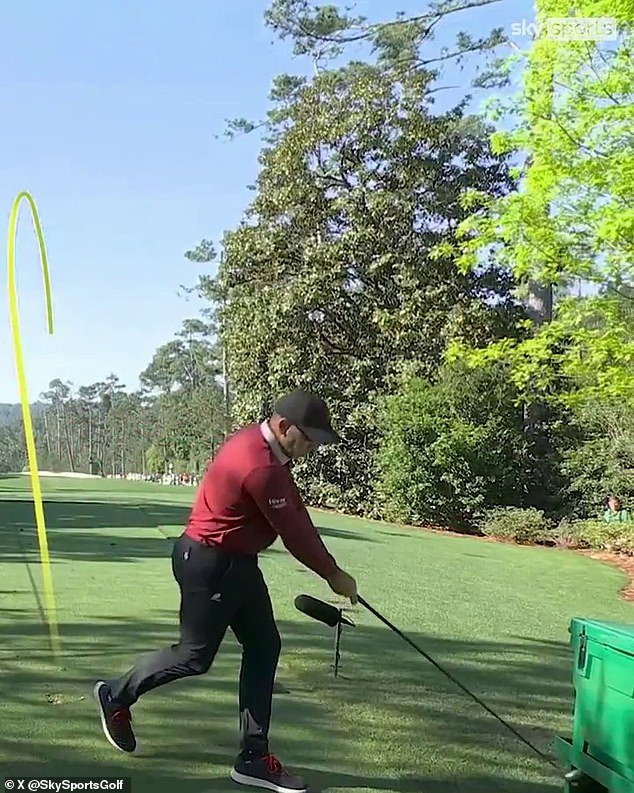 Los fanáticos del golf piden que se le quiten los privilegios vitalicios al ex campeón del Masters debido a su comportamiento durante el colapso de Augusta.