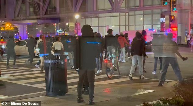 Un exclusivo vecindario de DC invadido OTRA VEZ por una enorme multitud de adolescentes salvajes, mientras un grupo local despertado dice que es racista imponer un toque de queda