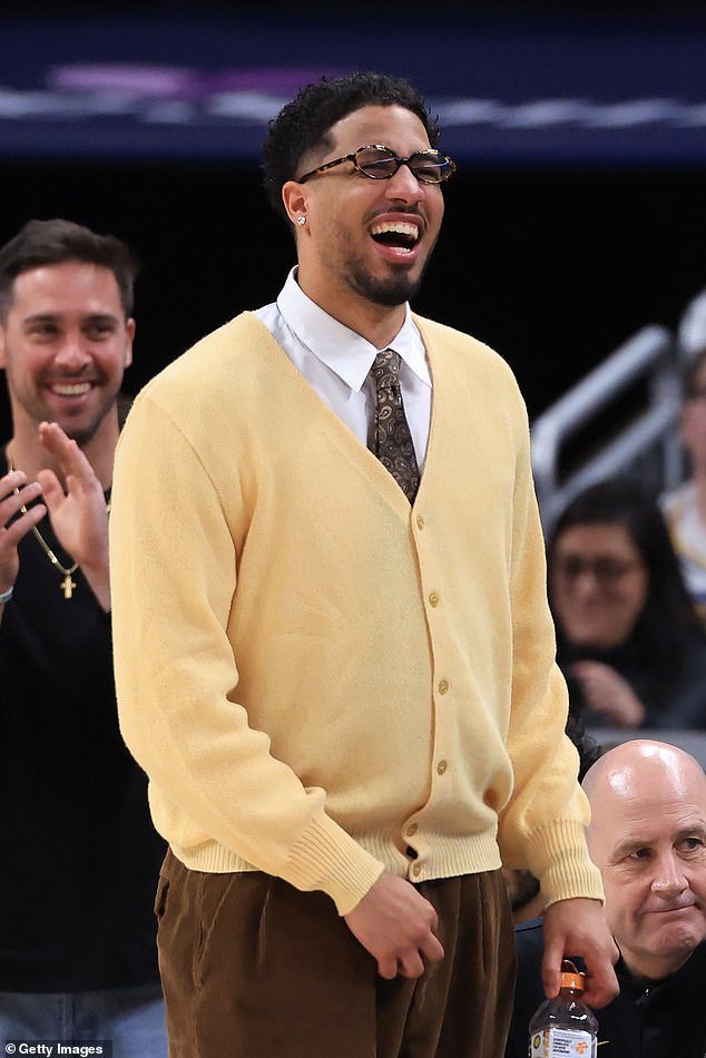 La estrella de la NBA revela la causa del dramático aumento de peso después de que los fanáticos quedaran atónitos por las fotos recientes