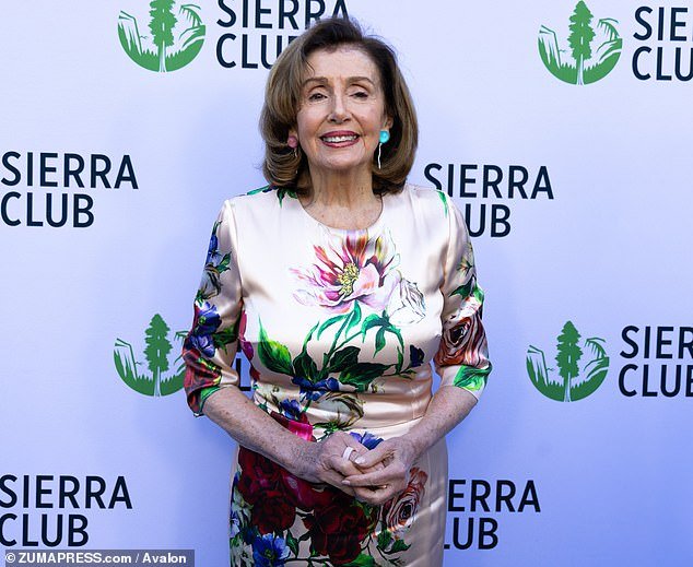 ¡Ven al cabernet! Una mirada exclusiva al interior del imperio vitivinícola de Napa Valley de seis acres y 25 millones de dólares de Nancy Pelosi, que le reporta hasta 1 millón de dólares al año.