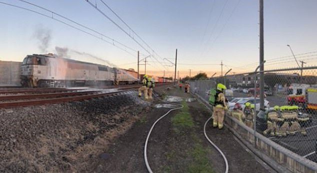 El incendio de un tren de mercancías provoca retrasos generalizados en la red de Sídney