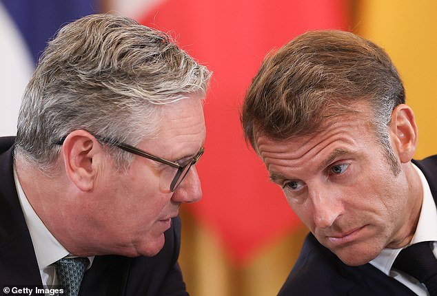 Macron arremete contra Trump por su postura “beligerante” contra Irán mientras Europa furiosa conspira para excluirlo de la misión de posguerra en Ormuz