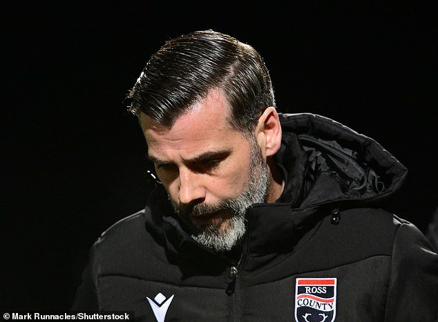 Con el Ross County en caída libre sobre su TERCER entrenador esta temporada y enfrentándose a descensos consecutivos, ¿qué le salió mal al equipo de Highland que alguna vez estuvo orgulloso en la máxima categoría de Escocia?