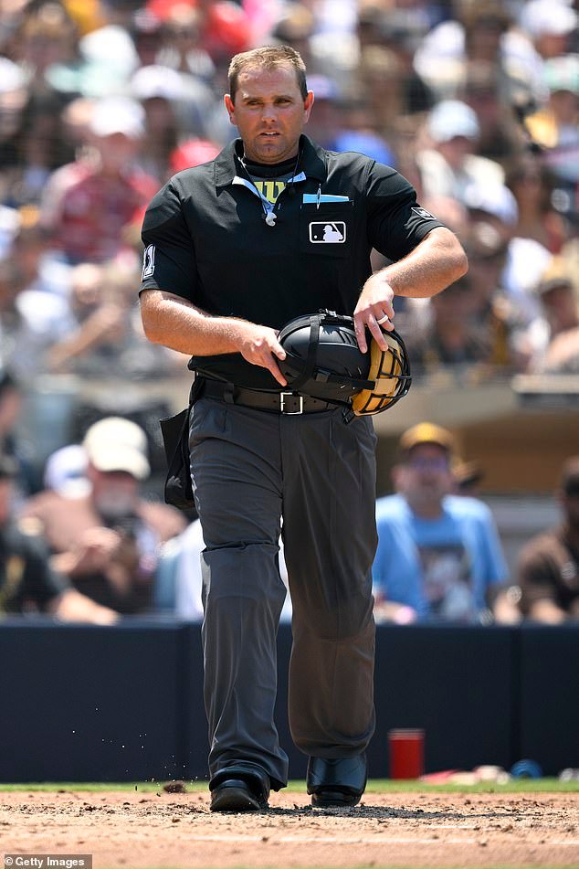 Árbitro de la MLB golpeado en la cabeza durante presunto robo y agresión