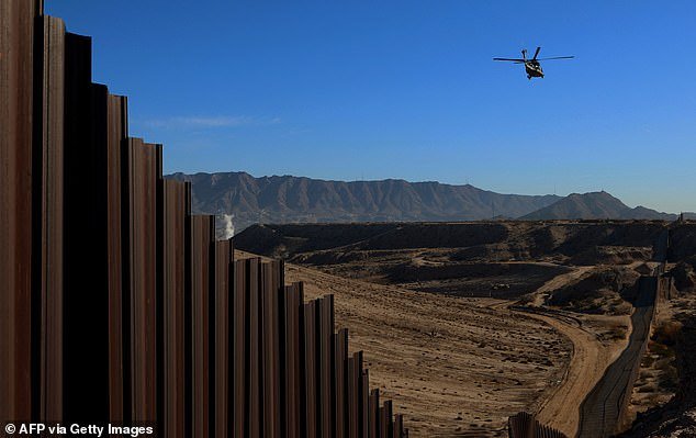 Dos agentes de la CIA mueren en México cuando su coche patinó hacia un barranco y explotó tras una reunión sobre la destrucción del “laboratorio de drogas más grande de todos los tiempos”