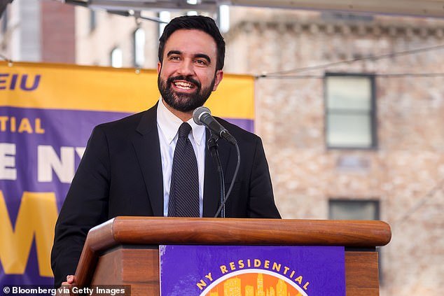 Zohran Mamdani critica el nuevo apodo despectivo después de ser acusado de maldecir a los Mets de Nueva York a una racha de 11 derrotas consecutivas.