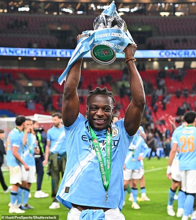 JEREMY DOKU explica cómo puede convertirse en el mejor extremo del mundo… y por qué cree que el Manchester City le ha dado al Arsenal un “golpe mental” cuando termina la carrera por la Premier League