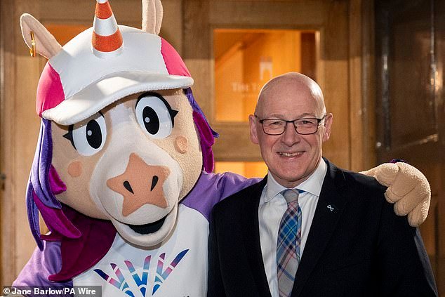 Los jefes deportivos escoceses buscan respuestas del SNP y del Partido Laborista después de que se omitieran promesas de financiación en los manifiestos del partido