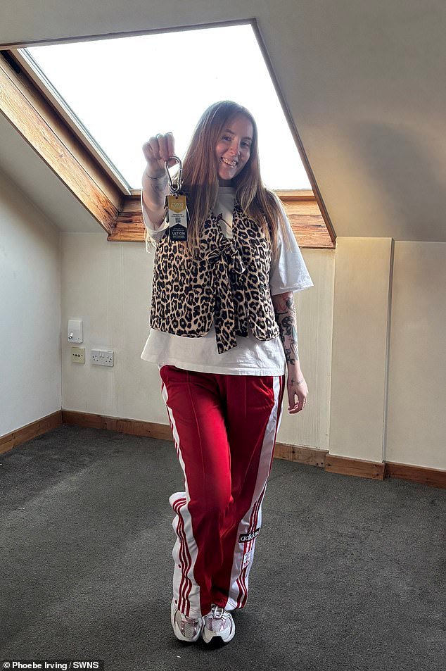 Un comprador de vivienda por primera vez se queda “sin palabras” después de descubrir una habitación secreta tras otra que casi duplica el tamaño de su nueva casa.