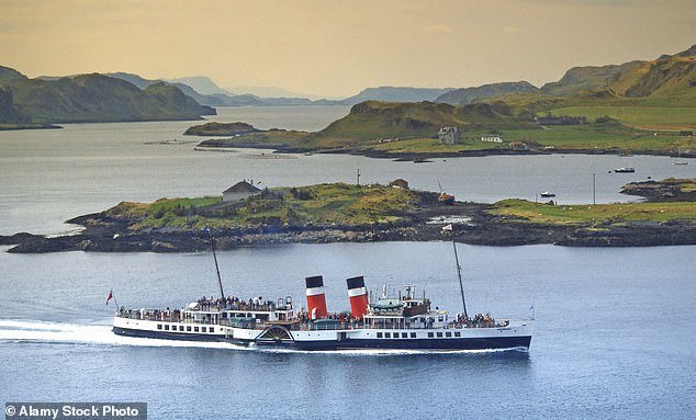 ¡Ahora la guerra en Irán está golpeando incluso a Waverley! Los costes del combustible hacen subir los precios de los billetes de botes de remos