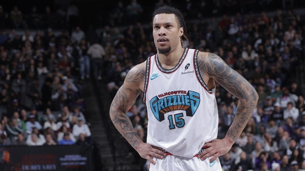 Clarke de los Grizzlies arrestado en Arkansas por tráfico de drogas y exceso de velocidad