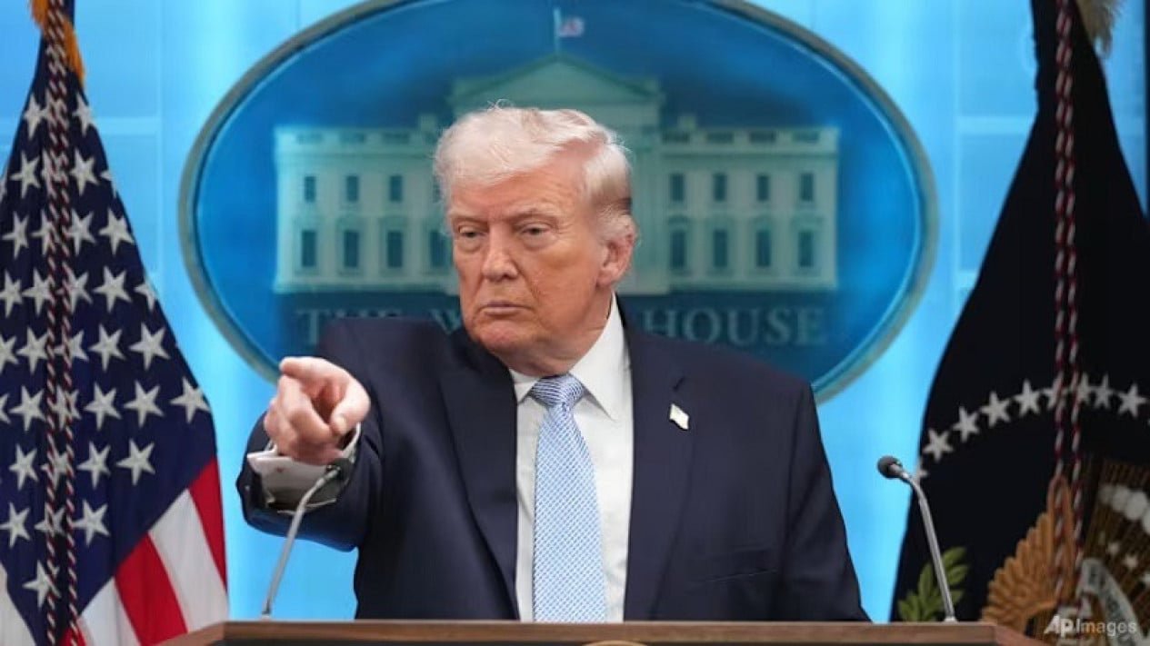 Estados Unidos e Irán se culpan mutuamente por no lograr la paz, Trump ordena bloqueo naval