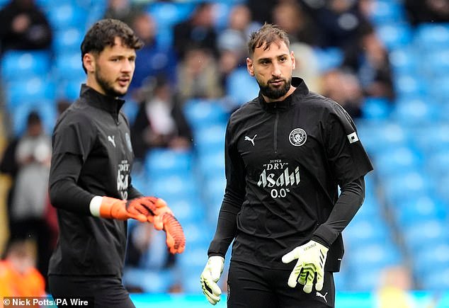 La Juventus se une a la carrera por la estrella del Manchester City e Inglaterra después de una campaña miserable en el Etihad tras un movimiento de £ 27 millones, con DOS equipos de la Premier League también interesados