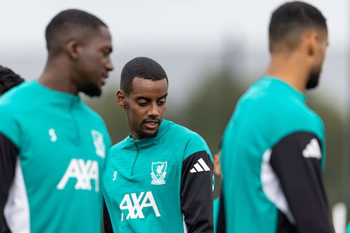 Isak, Salah de vuelta y equipo disponible