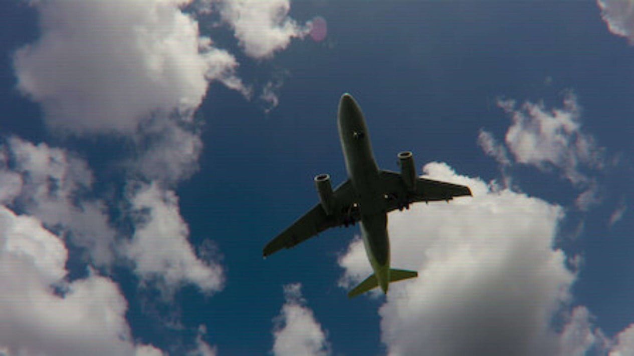 Varias aerolíneas suspenderán vuelos debido al aumento del precio del combustible de aviación.