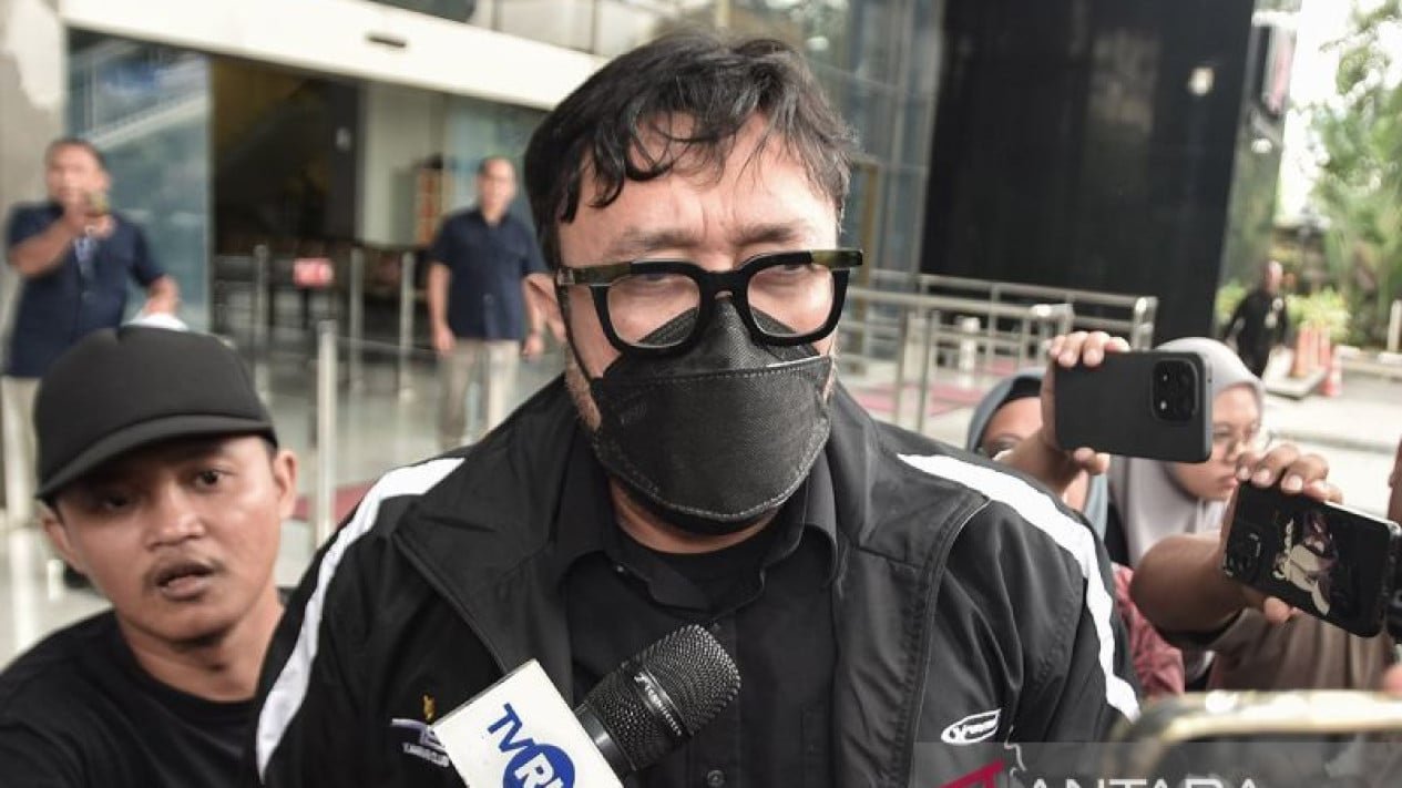 La Comisión para la Erradicación de la Corrupción incauta cientos de millones de dinero en efectivo y varios documentos de la casa de Ono Surono