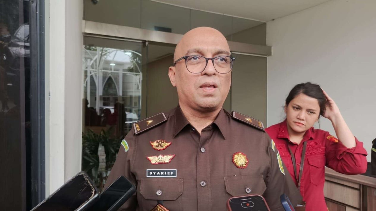 La Fiscalía sigue persiguiendo al misterioso hombre detrás del soborno de 1.500 millones de rupias pagado al presidente del Defensor del Pueblo