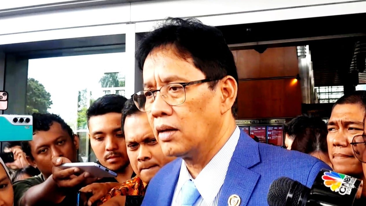 Purbaya admite haber rechazado en una ocasión la compra de decenas de miles de motos eléctricas para el jefe del SPPG