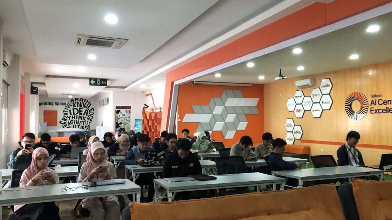 Telkom aumenta las capacidades de los desarrolladores a través de la serie sin conexión AI Connect en Makassar