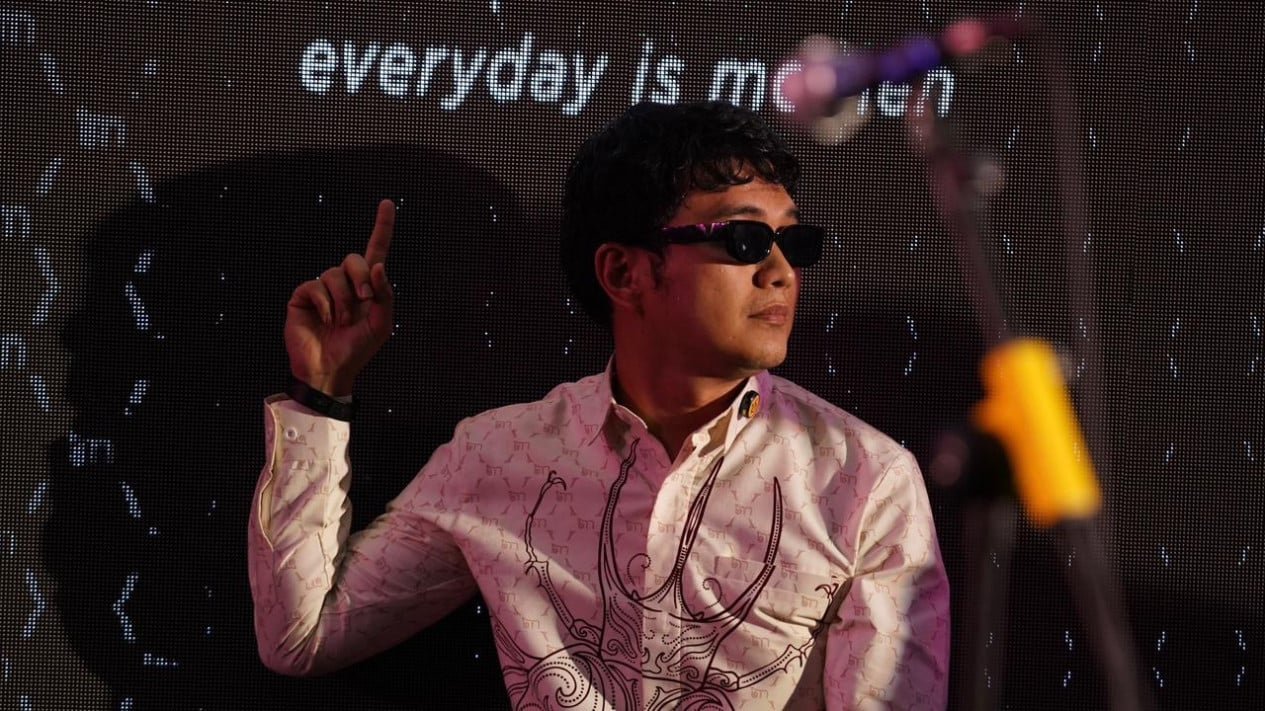 ¡Hay un nuevo avance de Aldi Taher además de vender hamburguesas!